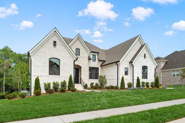 532 Devine Court, Arrington, TN 37014