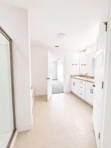 2801 SW East Louise Circle, Port St Lucie, FL 34953