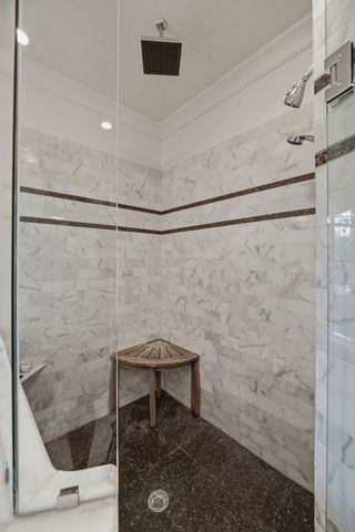 933 Van Leer Dr, Nashville, TN 37220