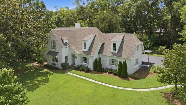 933 Van Leer Dr, Nashville, TN 37220