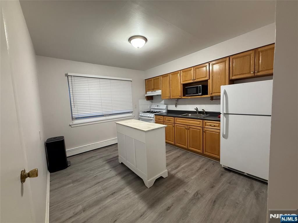 21 Pasadena Avenue 2A, Lodi, NJ 07644