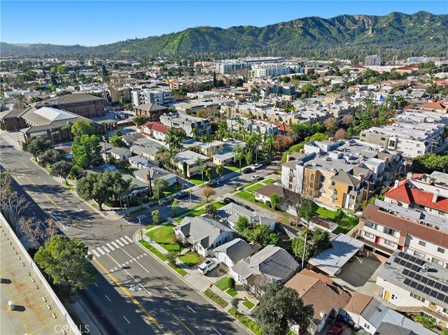 401 Hawthorne St, Glendale, CA 91204