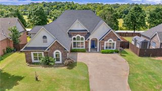 4129 W Mossy Rock Drive, Fayetteville, AR 72704