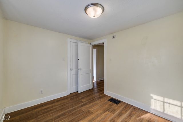 3250 Central Avenue, Indianapolis, IN 46205