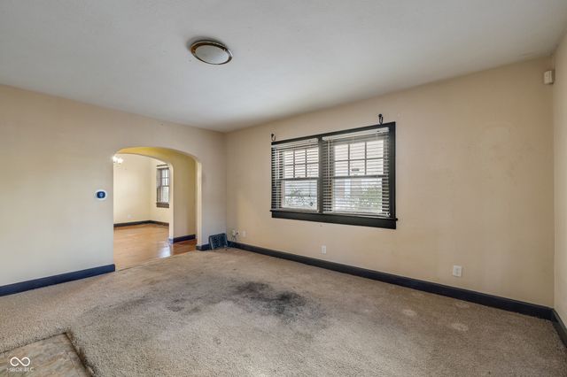 3250 Central Avenue, Indianapolis, IN 46205