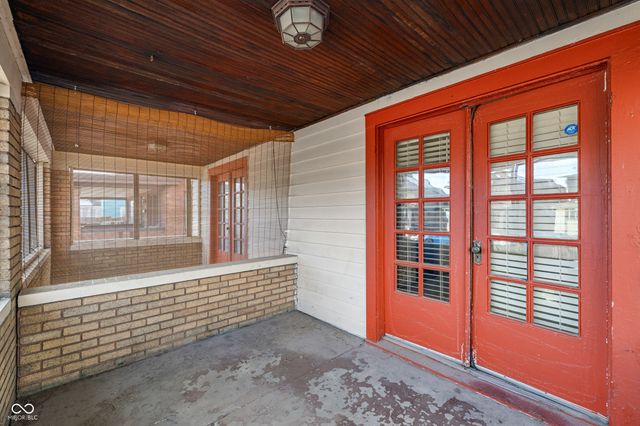 3250 Central Avenue, Indianapolis, IN 46205