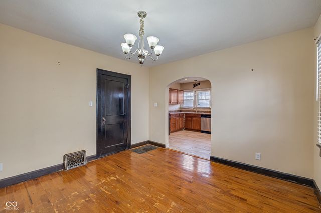 3250 Central Avenue, Indianapolis, IN 46205