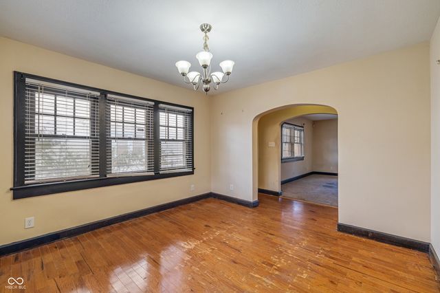 3250 Central Avenue, Indianapolis, IN 46205