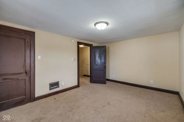 3250 Central Avenue, Indianapolis, IN 46205