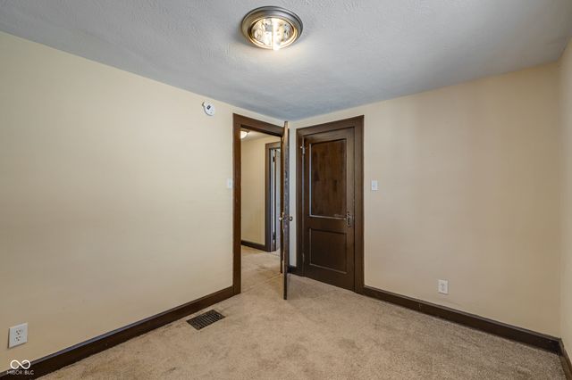 3250 Central Avenue, Indianapolis, IN 46205