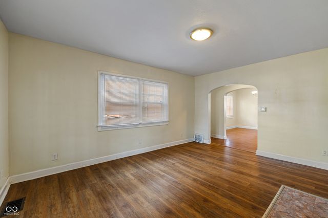 3250 Central Avenue, Indianapolis, IN 46205