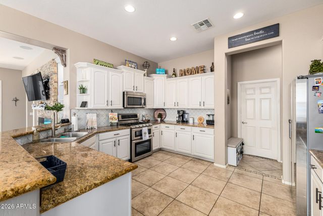 20617 W WALTON Drive, Buckeye, AZ 85396