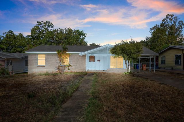 4704 Philco DR, Austin, TX 78745