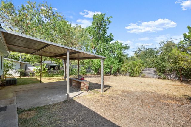 4704 Philco DR, Austin, TX 78745