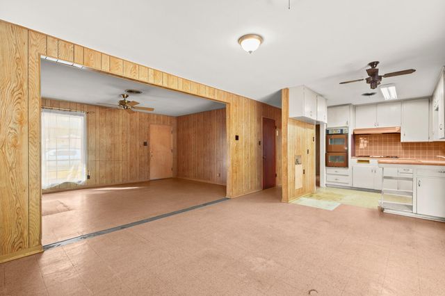 4704 Philco DR, Austin, TX 78745
