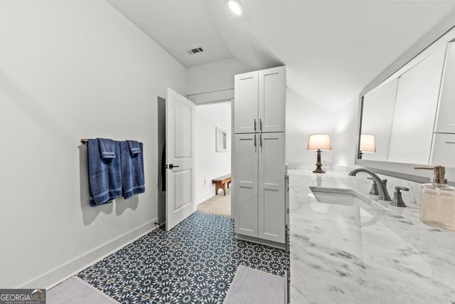1101 Sunset Drive, Greensboro, GA 30642