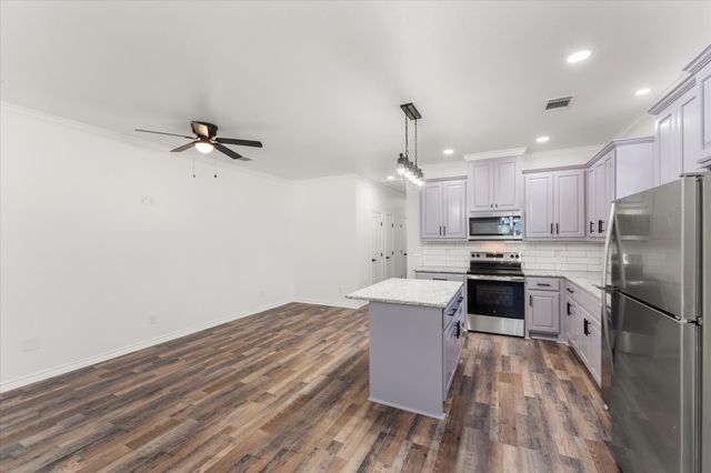 109B Happy Hill Trail, Gun Barrel City, TX 75156