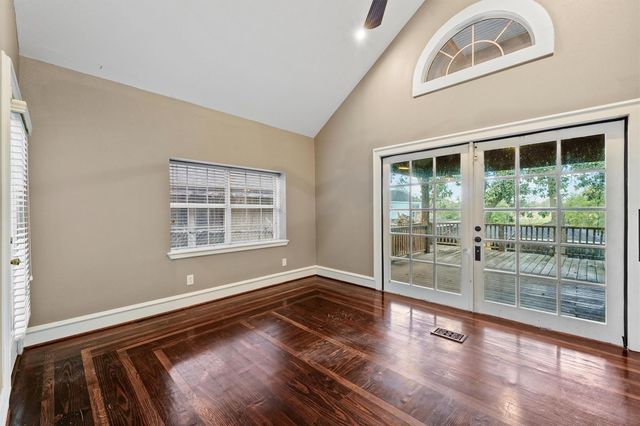 6733 Sylvan Road, Houston, TX 77023