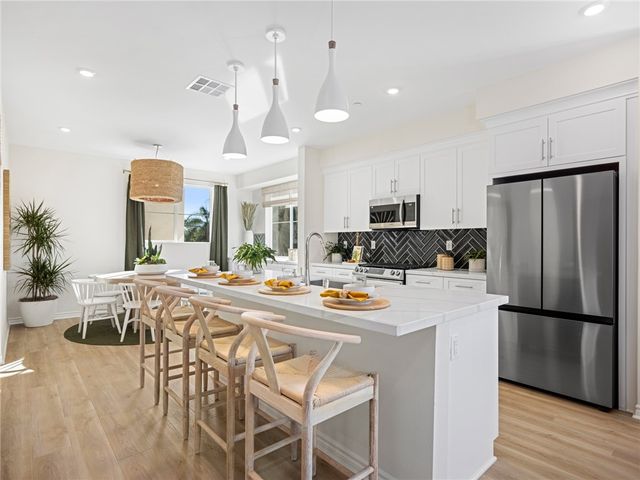 11456 Artesia, Artesia, CA 90701