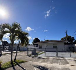26 E 48th St, Hialeah, FL 33013