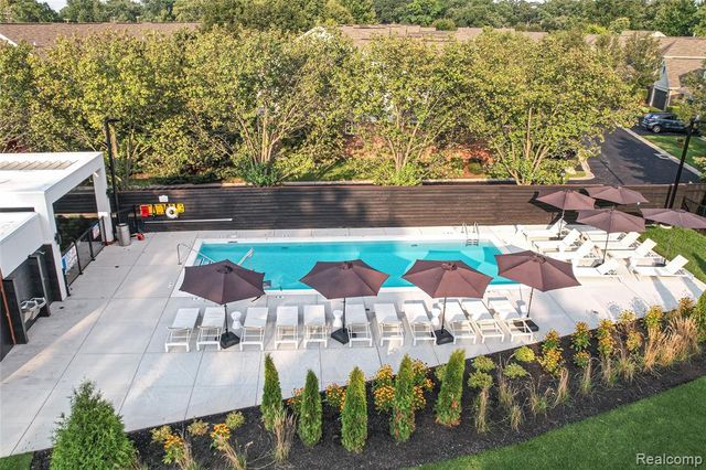 533 E Harrison Avenue 36, Royal Oak, MI 48067