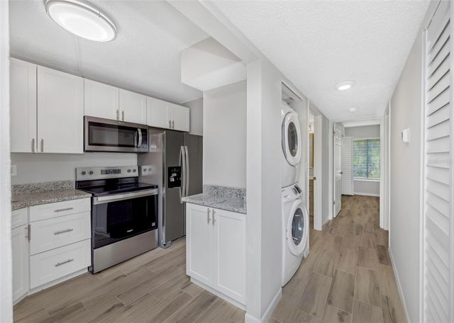 3166 LAKE PINE WAY S H1, Tarpon Springs, FL 34688