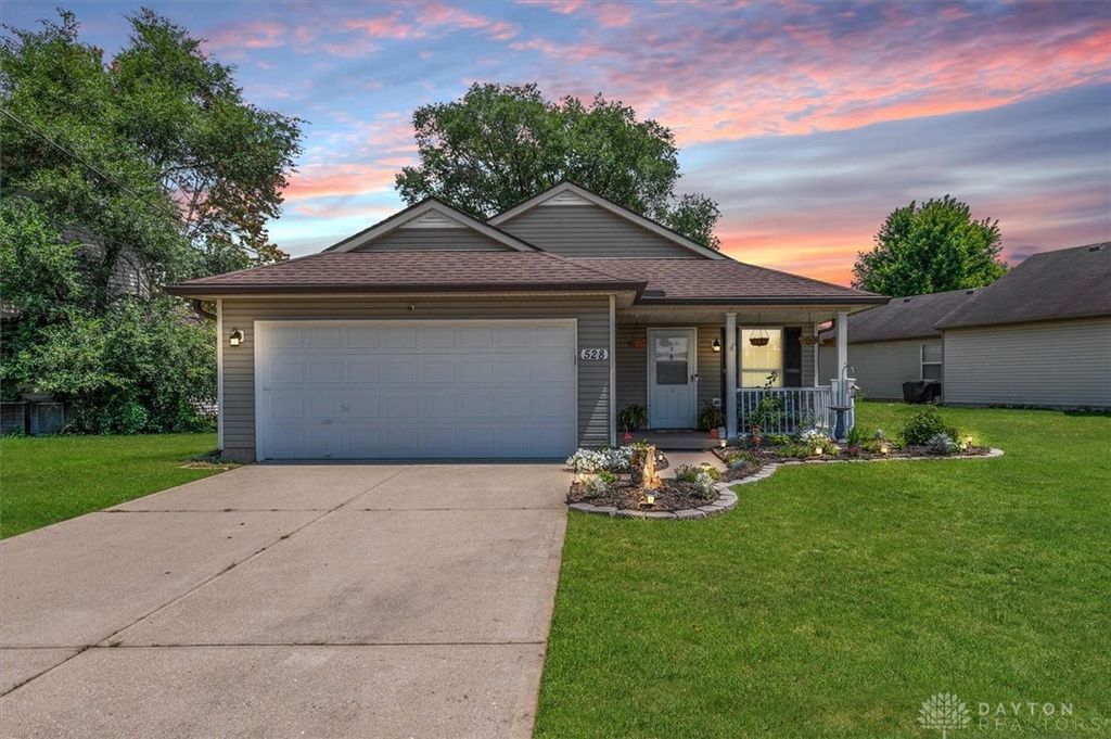 528 Park Drive, Trenton, OH 45067