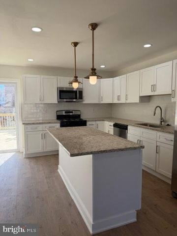 8036 MARS PL, Philadelphia, PA 19153