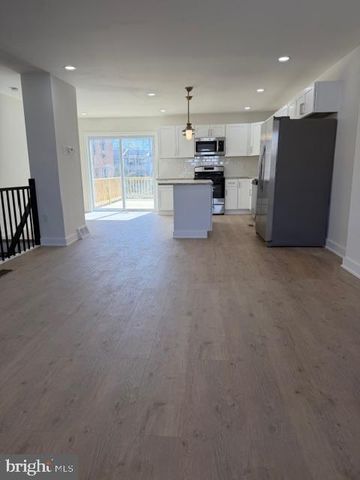 8036 MARS PL, Philadelphia, PA 19153
