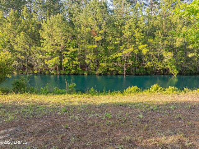 86 Topside, Hardeeville, SC 29927