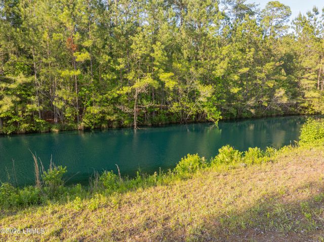 86 Topside, Hardeeville, SC 29927
