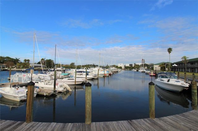 7150 N TAMIAMI TRAIL C226, Sarasota, FL 34243