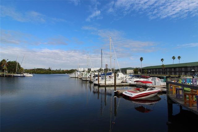 7150 N TAMIAMI TRAIL C226, Sarasota, FL 34243