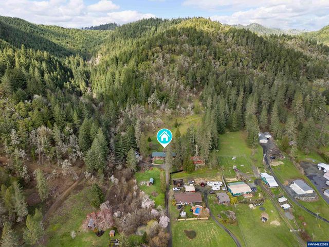 402 Northside Rd, Sutherlin, OR 97479