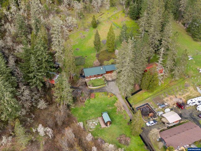 402 Northside Rd, Sutherlin, OR 97479