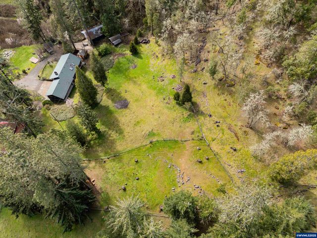 402 Northside Rd, Sutherlin, OR 97479