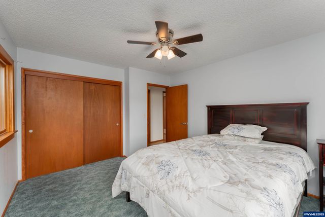 402 Northside Rd, Sutherlin, OR 97479