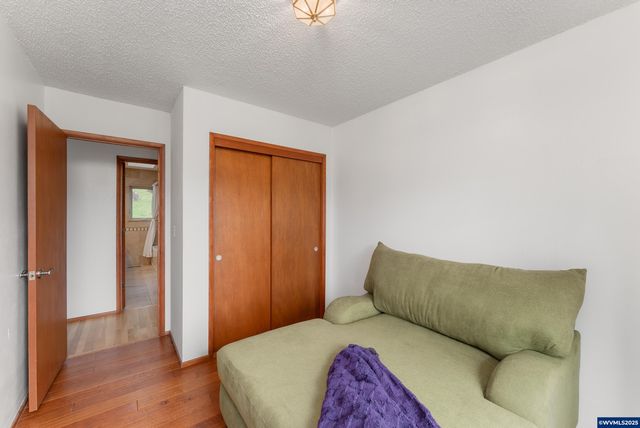 402 Northside Rd, Sutherlin, OR 97479