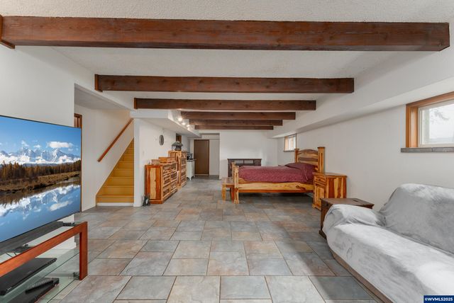 402 Northside Rd, Sutherlin, OR 97479