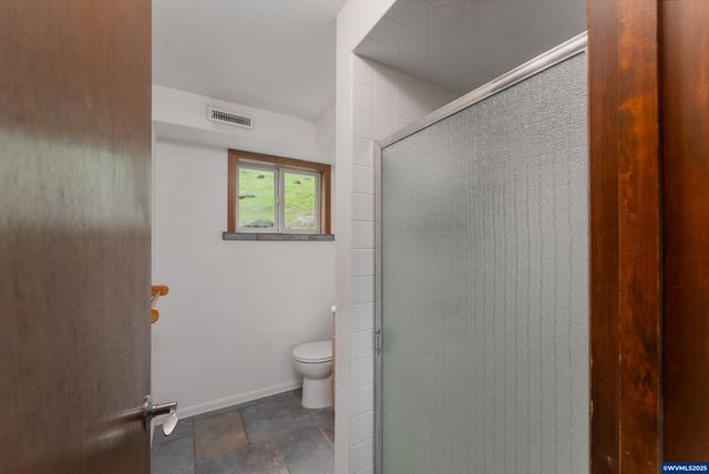 402 Northside Rd, Sutherlin, OR 97479