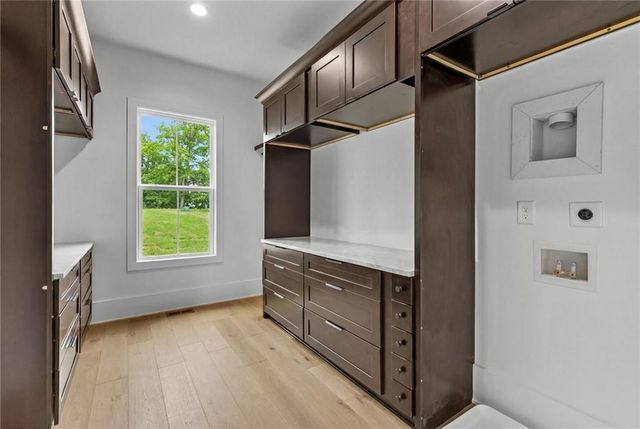 3263 N Bogan Road, Buford, GA 30519