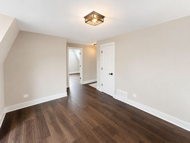 3823 W Wabansia Avenue, Chicago, IL 60647