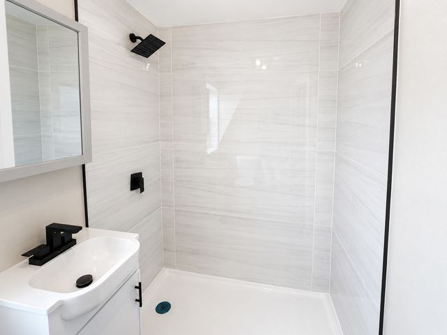 3823 W Wabansia Avenue, Chicago, IL 60647