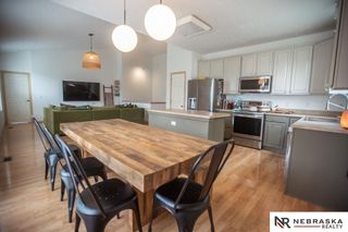 18923 B Street, Omaha, NE 68130