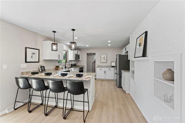 1010 Renown Road, Beavercreek, OH 45430