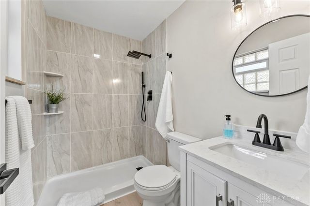 1010 Renown Road, Beavercreek, OH 45430