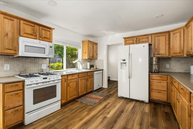 11146 Ragan Way, Grass Valley, CA 95949