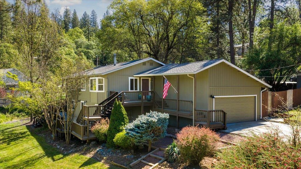 11146 Ragan Way, Grass Valley, CA 95949