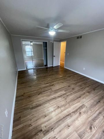 39508 Old Dominion Drive, Clinton Charter Township, MI 48038