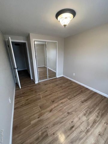 39508 Old Dominion Drive, Clinton Charter Township, MI 48038